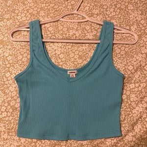 GARAGE women’s small crop top